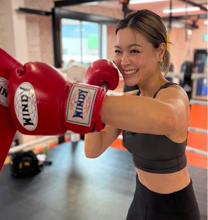 エクササイズをしている女性